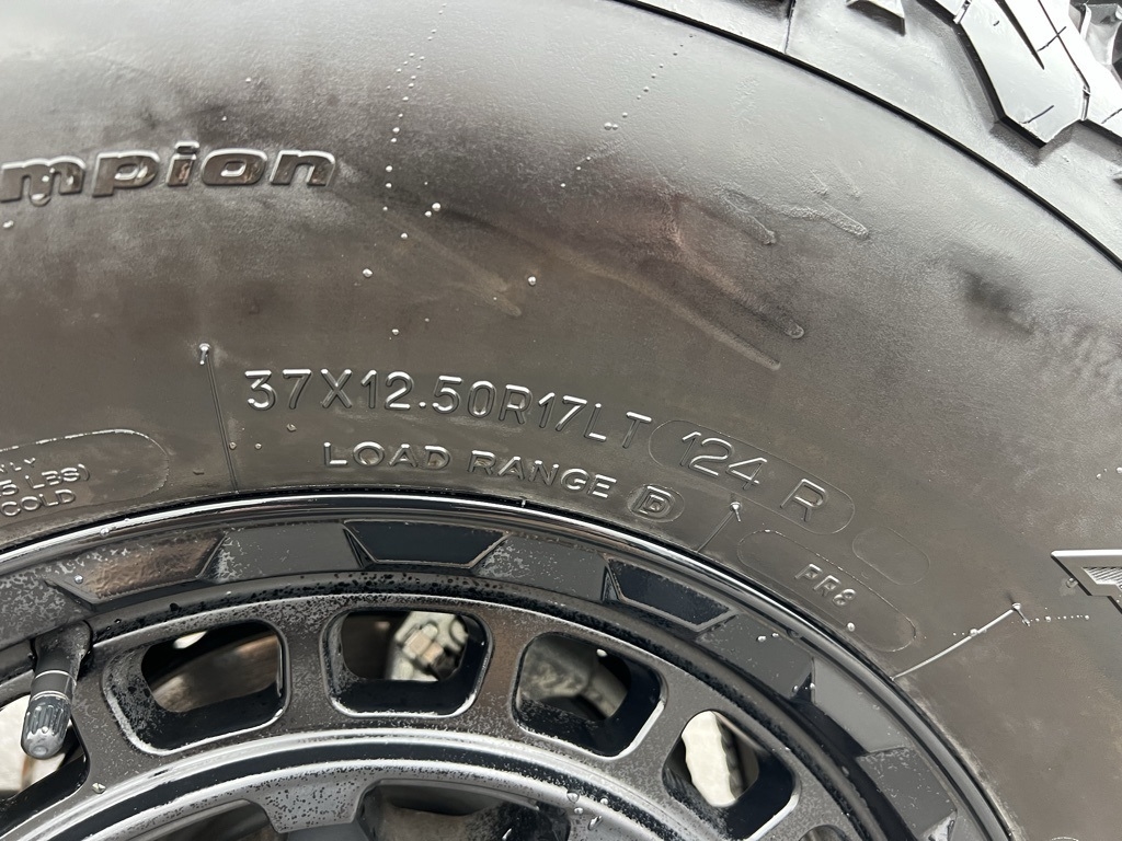 Ford Bronco Outer Banks 2-Door w/Advanced 2022