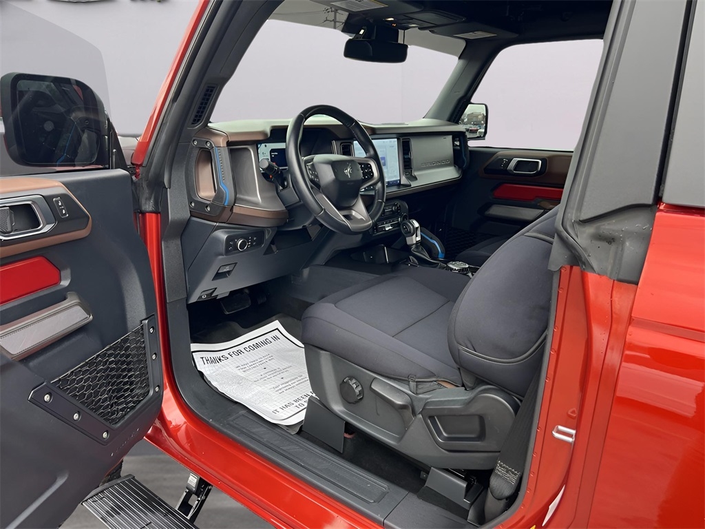 Ford Bronco Outer Banks 2-Door w/Advanced 2022