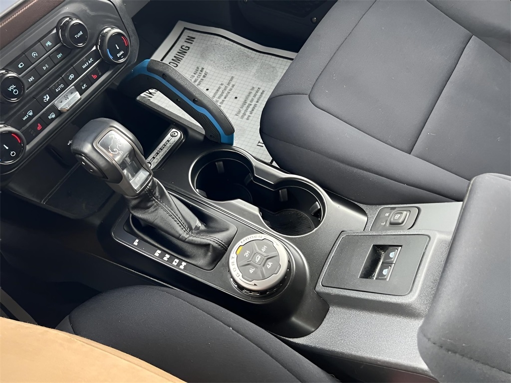 Ford Bronco Outer Banks 2-Door w/Advanced 2022