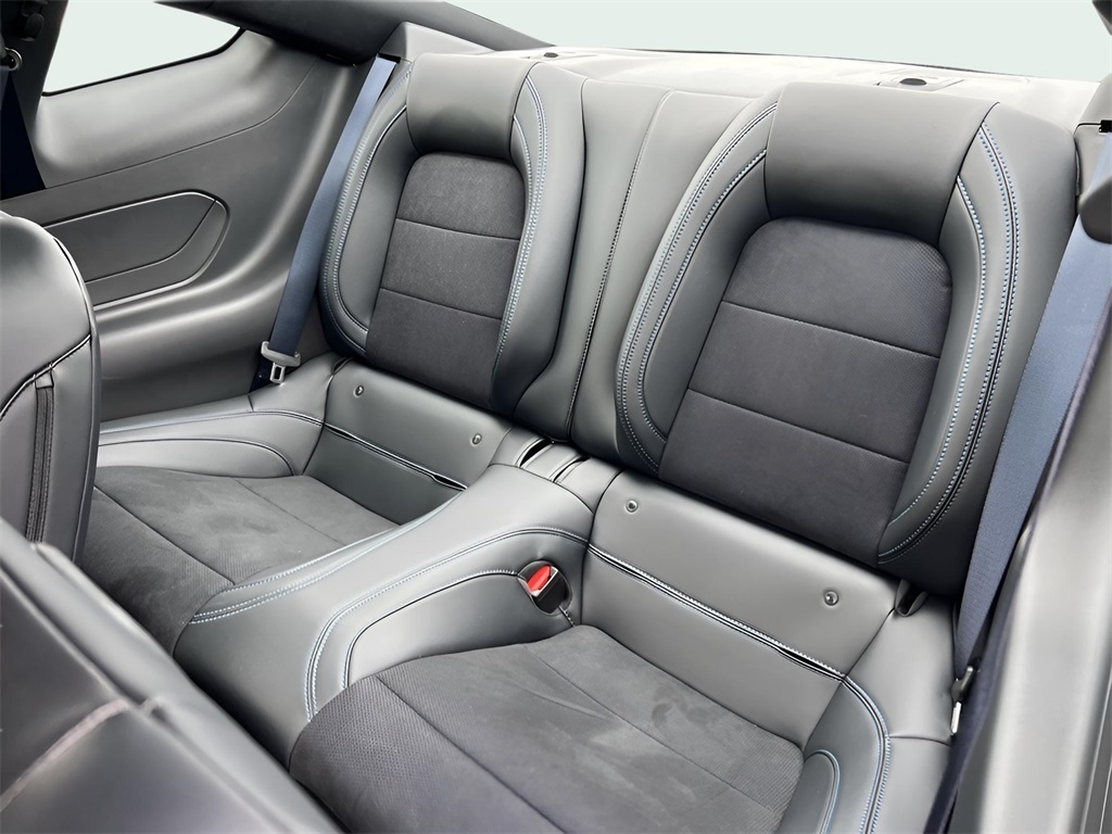 Ford Mustang Dark Horse 2024