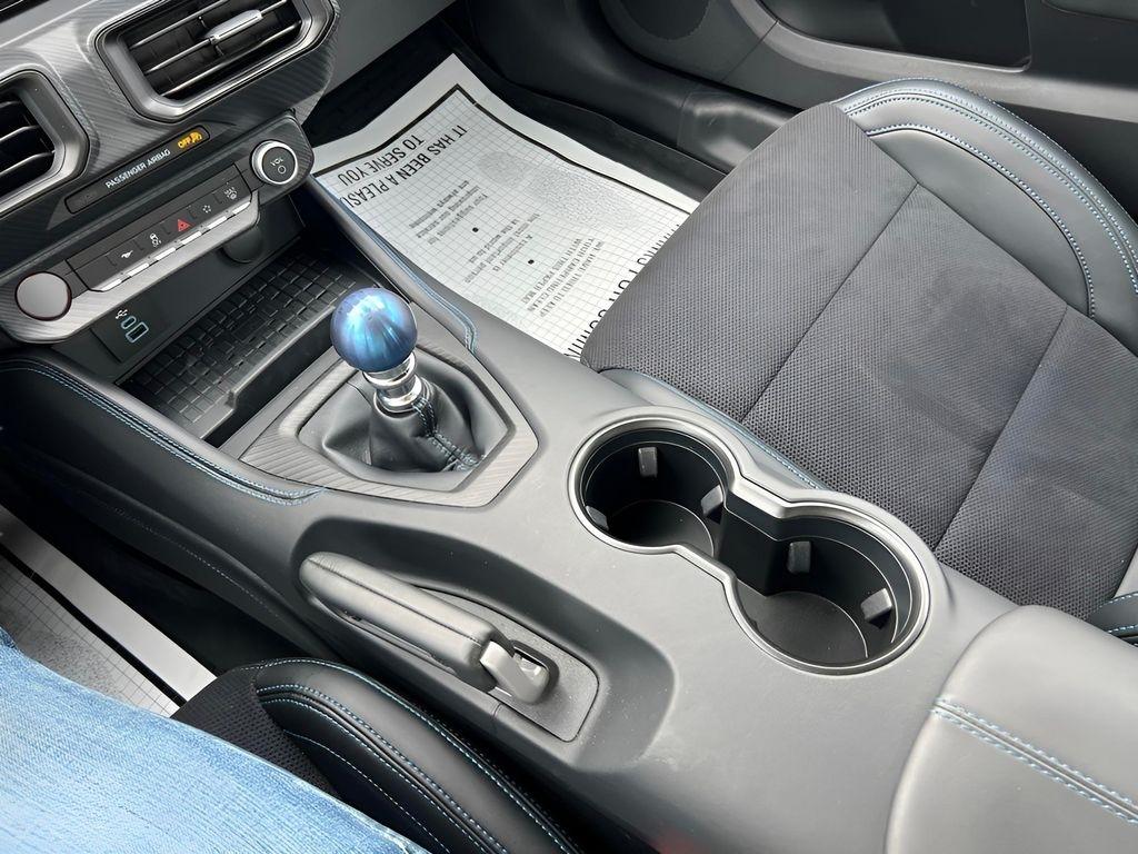 Ford Mustang Dark Horse 2024