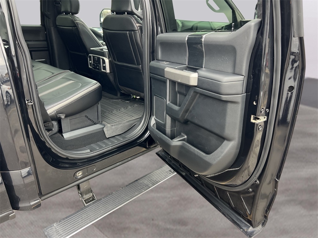 Ford F-450 SD King Ranch Crew Cab DRW 4WD 2021