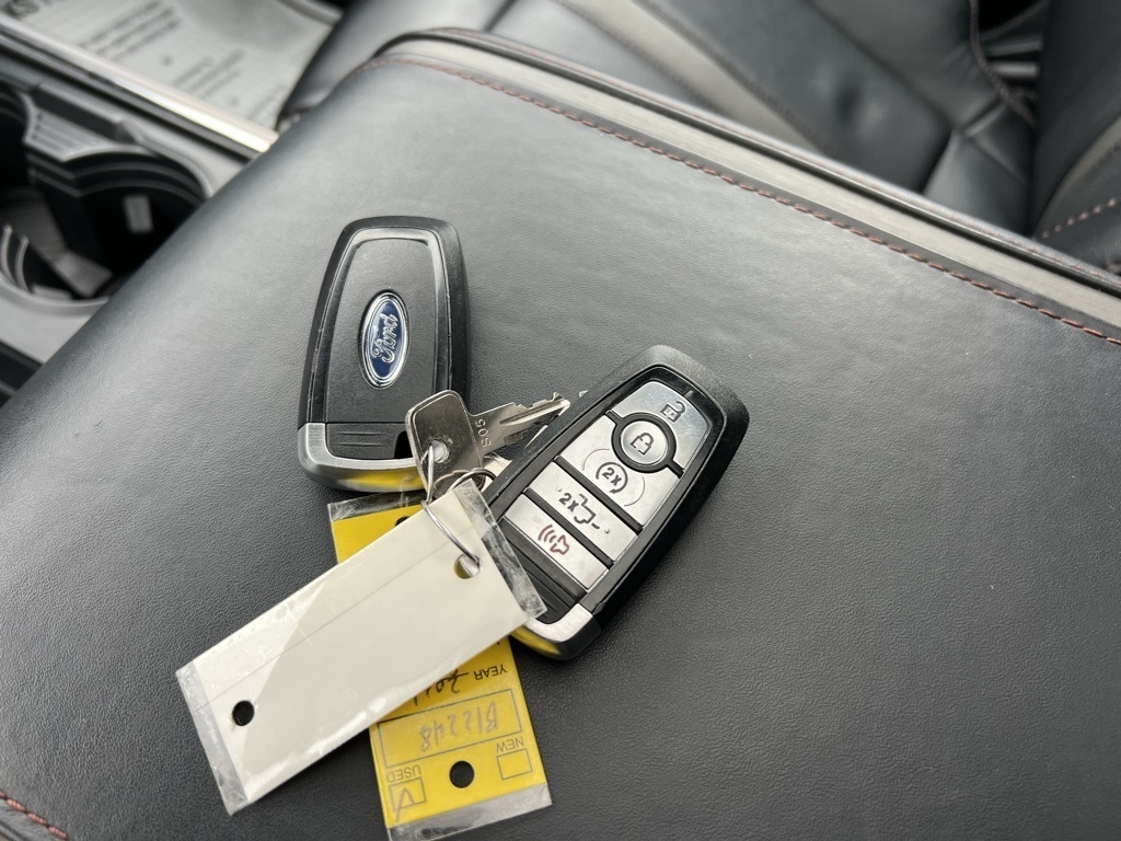 Ford F-450 SD King Ranch Crew Cab DRW 4WD 2021