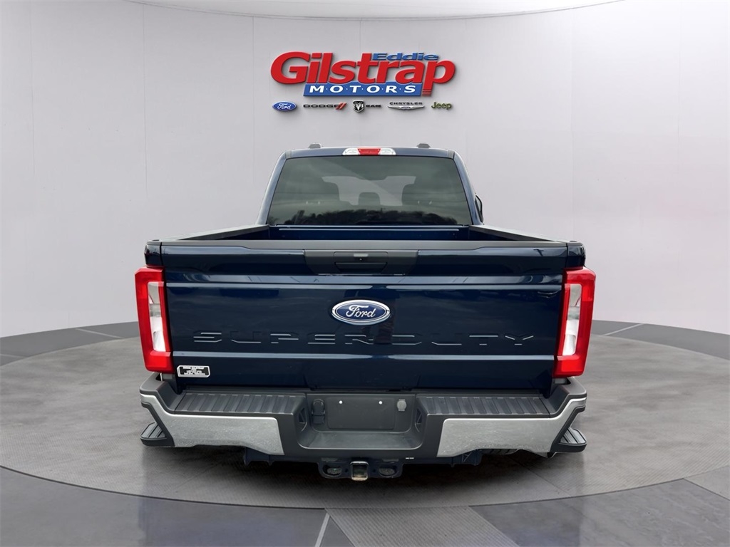 Ford F-250 SD XLT Crew Cab 4WD 2024