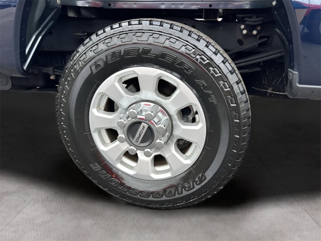 Ford F-250 SD XLT Crew Cab 4WD 2024