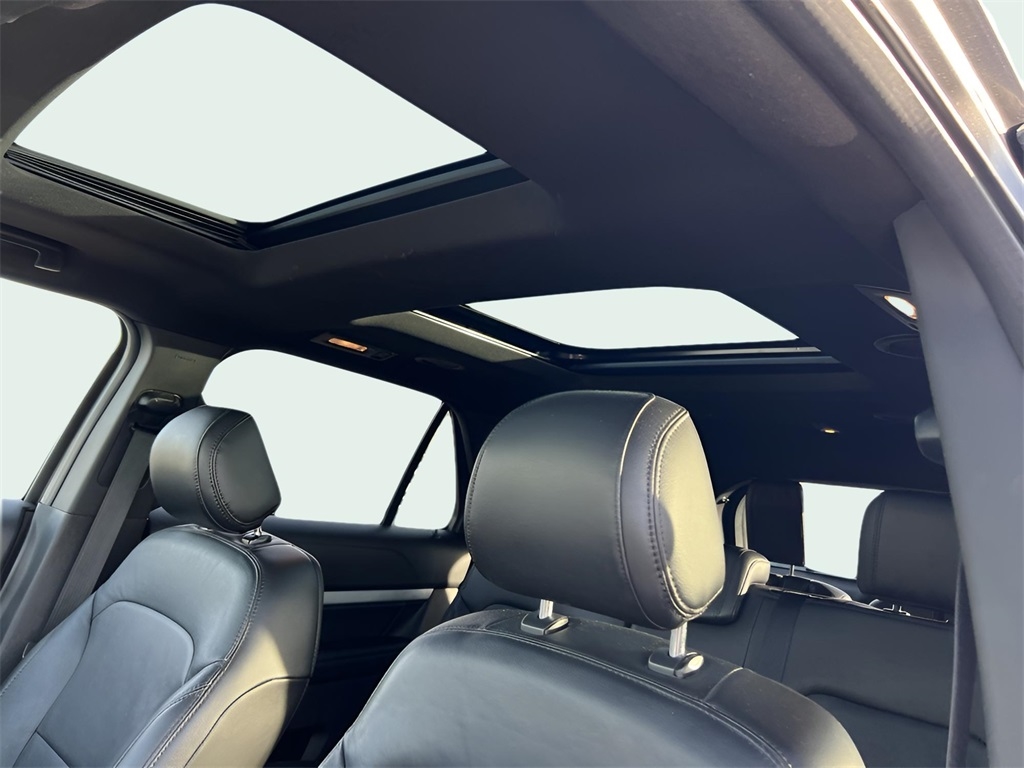 Ford Explorer XLT 4WD 2017