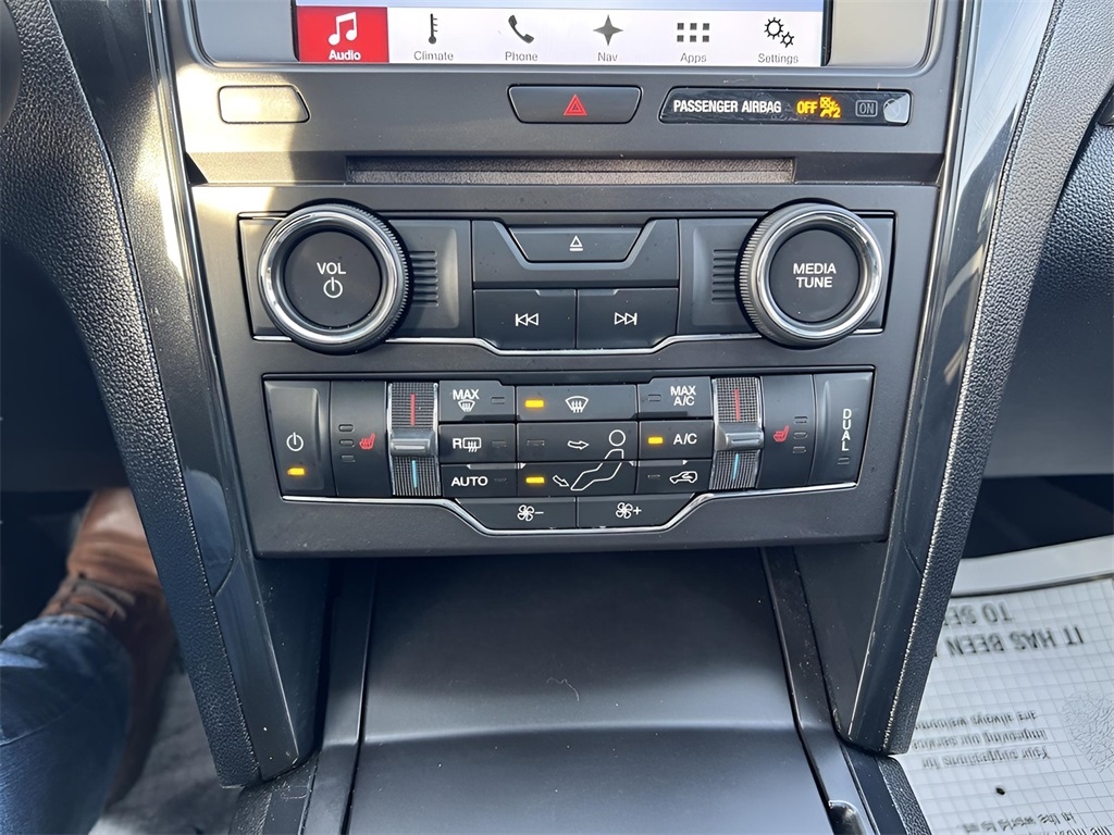 Ford Explorer XLT 4WD 2017