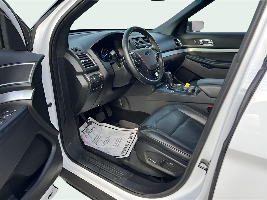 Ford Explorer XLT 4WD 2017