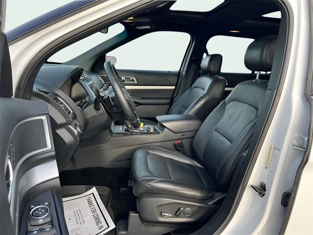 Ford Explorer XLT 4WD 2017