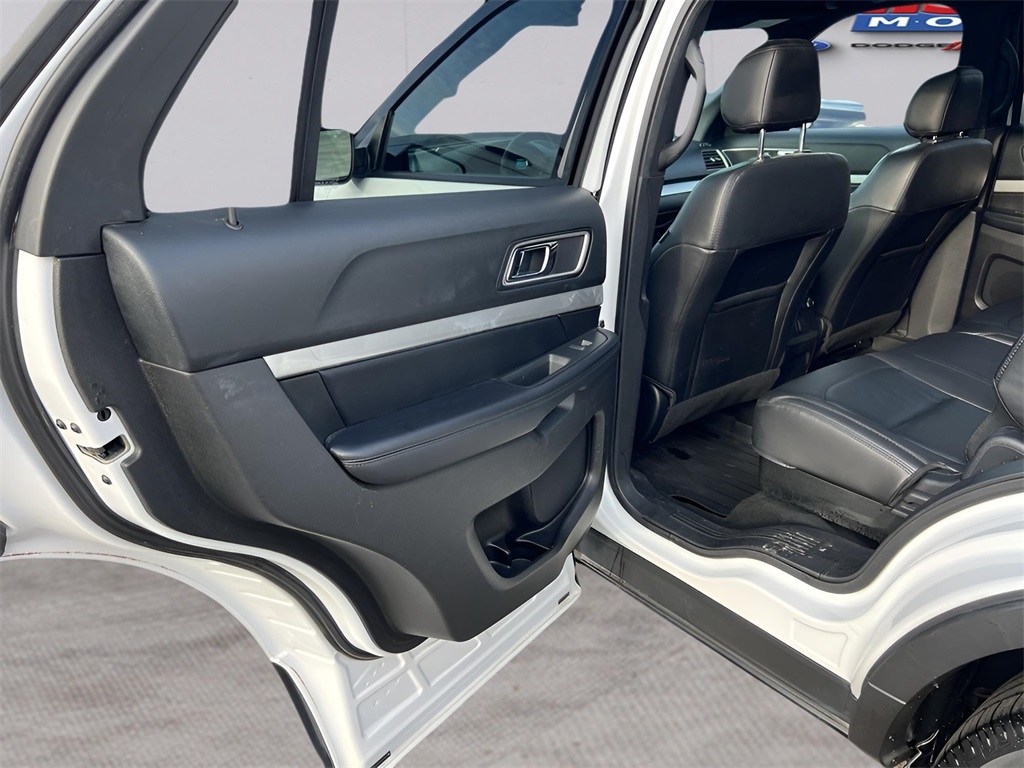 Ford Explorer XLT 4WD 2017