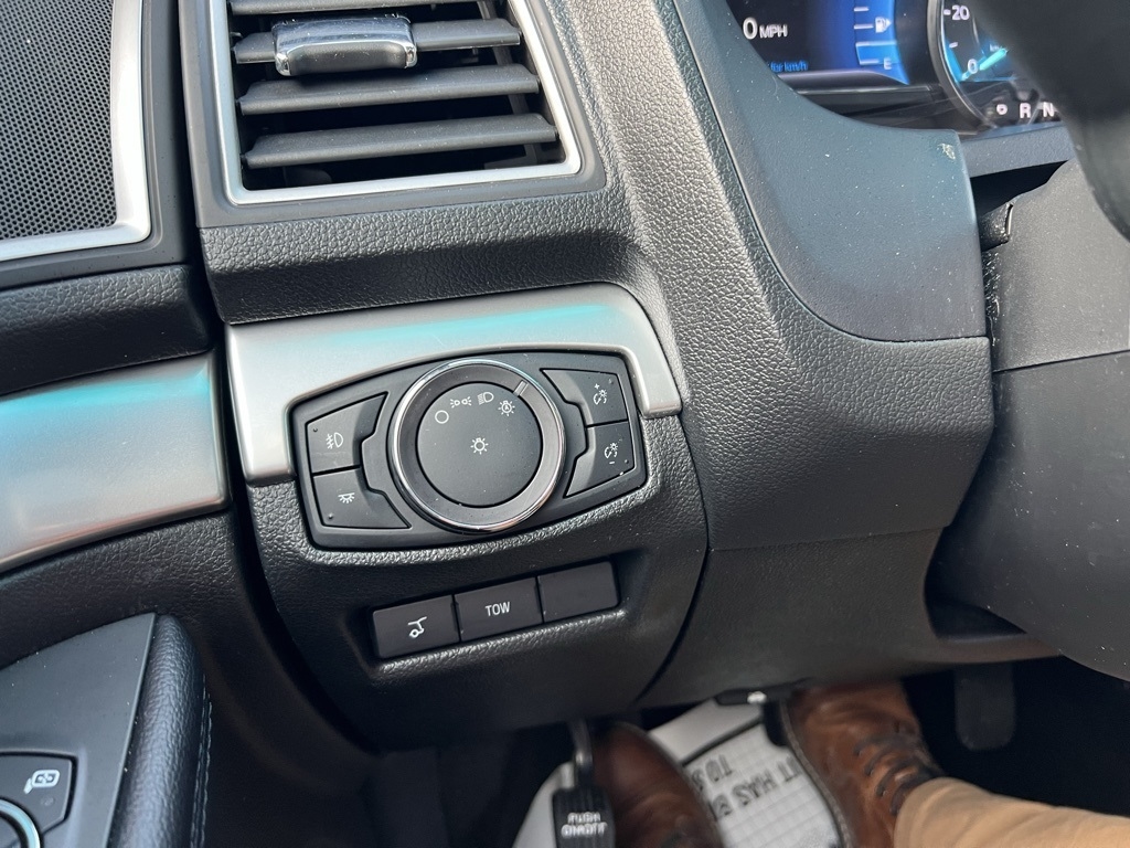 Ford Explorer XLT 4WD 2017