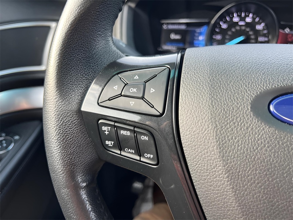 Ford Explorer XLT 4WD 2017