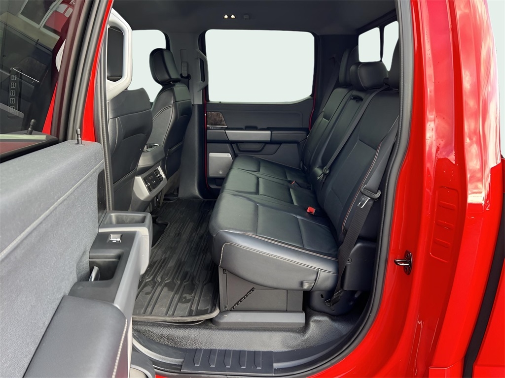 Ford F-350 SD King Ranch Crew Cab Long Bed DRW 4WD 2023