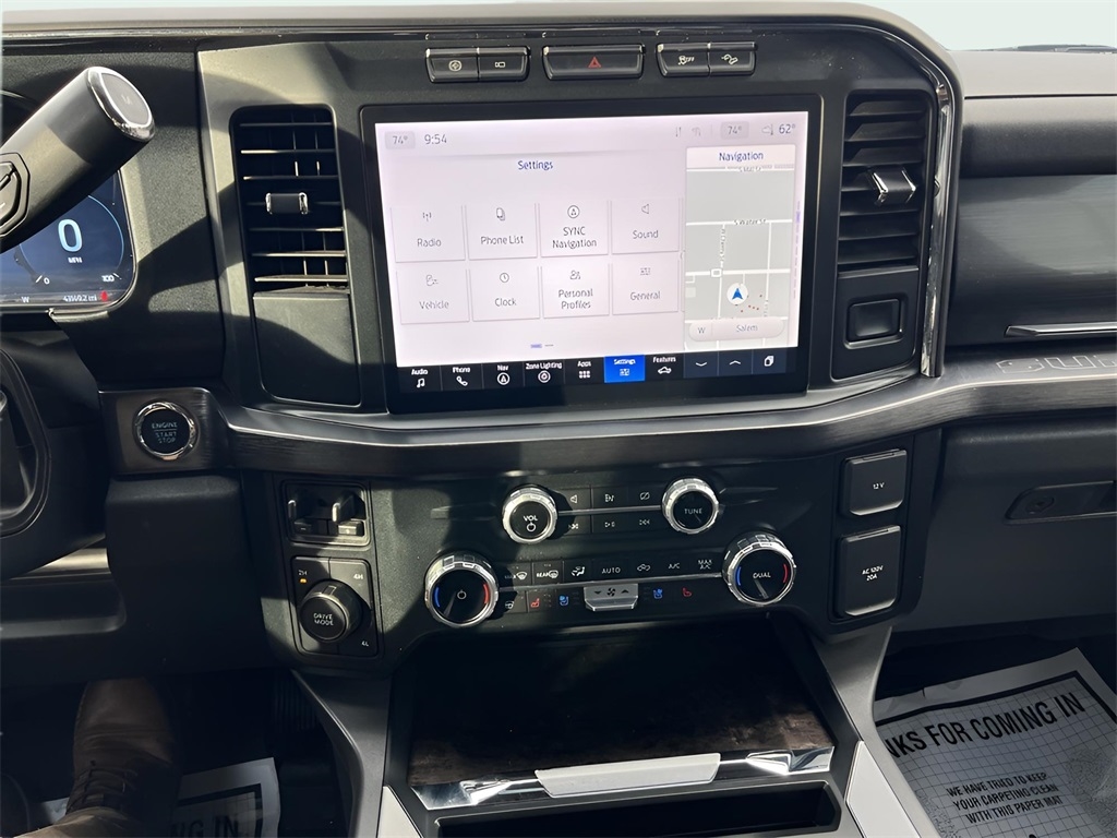 Ford F-350 SD King Ranch Crew Cab Long Bed DRW 4WD 2023