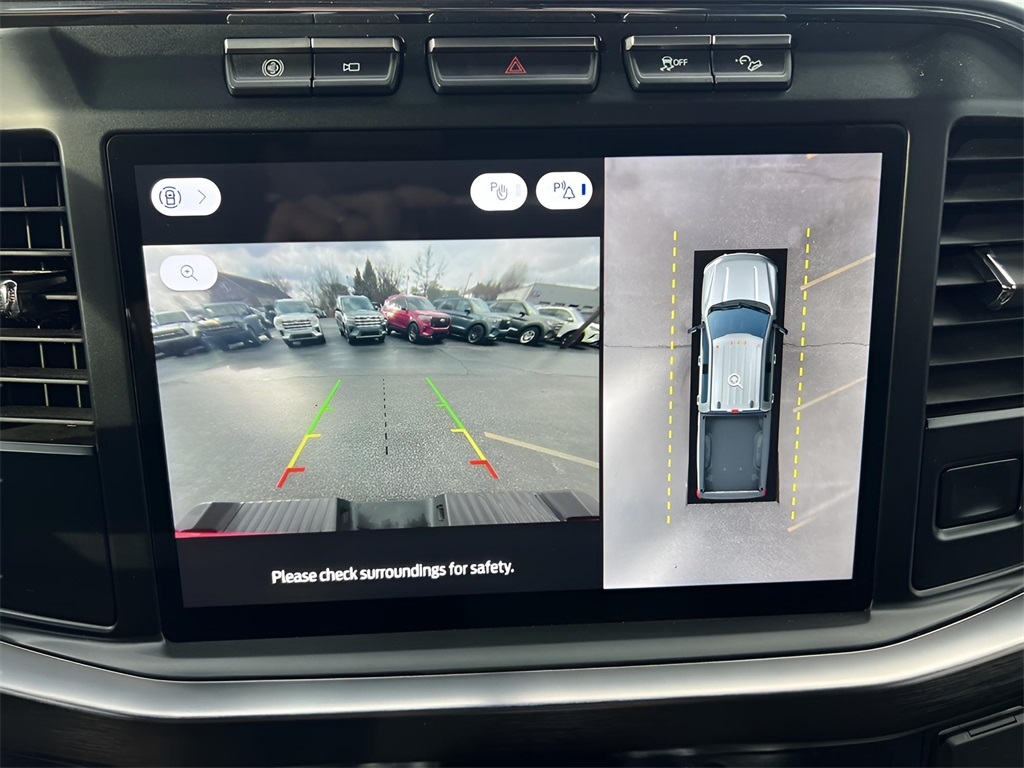 Ford F-350 SD King Ranch Crew Cab Long Bed DRW 4WD 2023