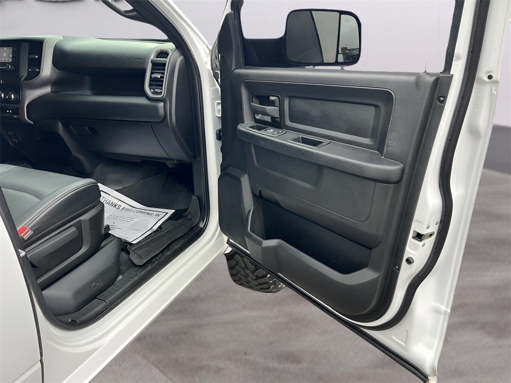 RAM 2500 Tradesman Crew Cab LWB 4WD 2021