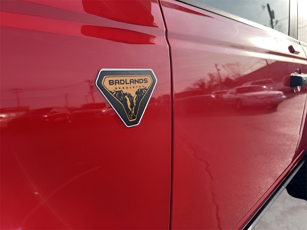 Ford Bronco Base 4-Door w/Advanced 2022