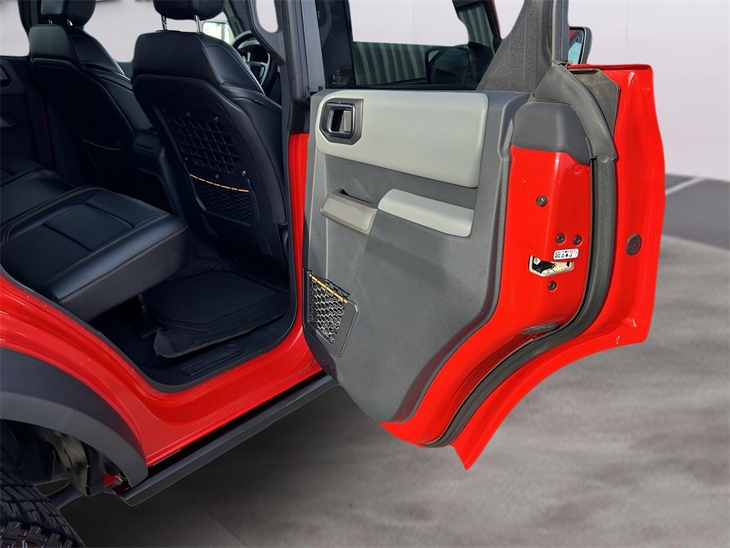 Ford Bronco Base 4-Door w/Advanced 2022