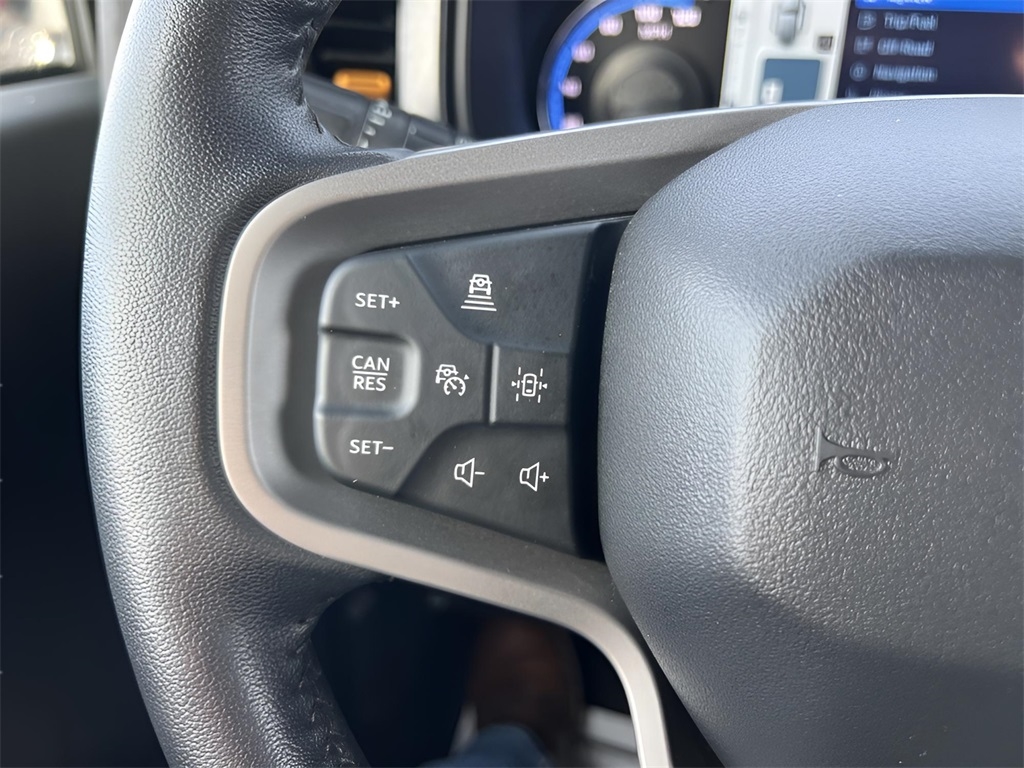 Ford Bronco Base 4-Door w/Advanced 2022