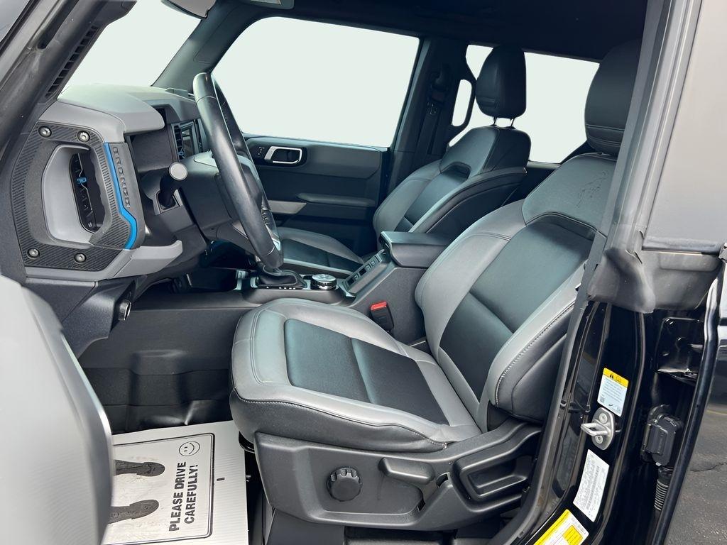 Ford Bronco Base 4-Door 2023