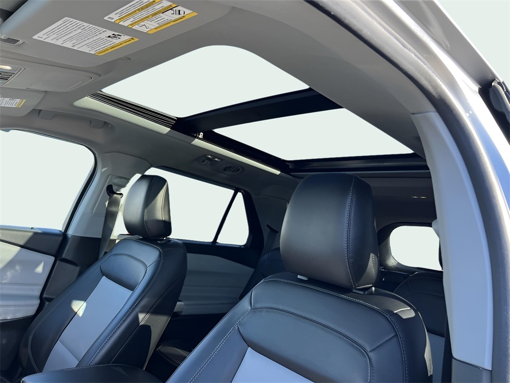 Ford Explorer XLT AWD 2022