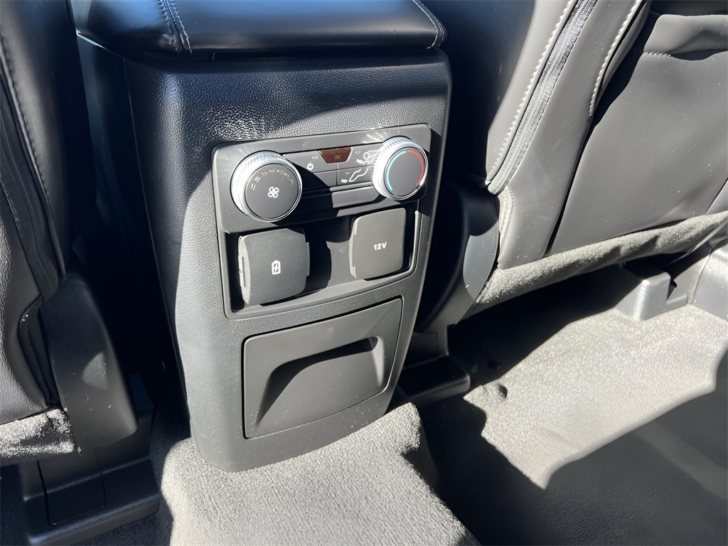 Ford Explorer XLT AWD 2022