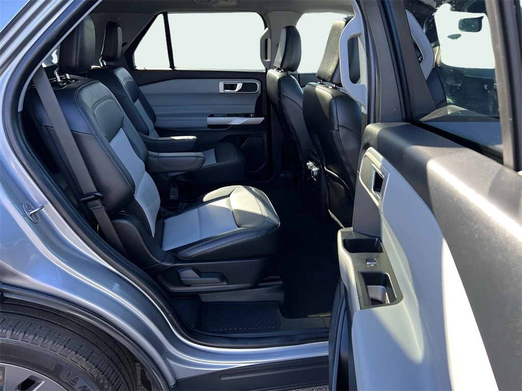 Ford Explorer XLT AWD 2022