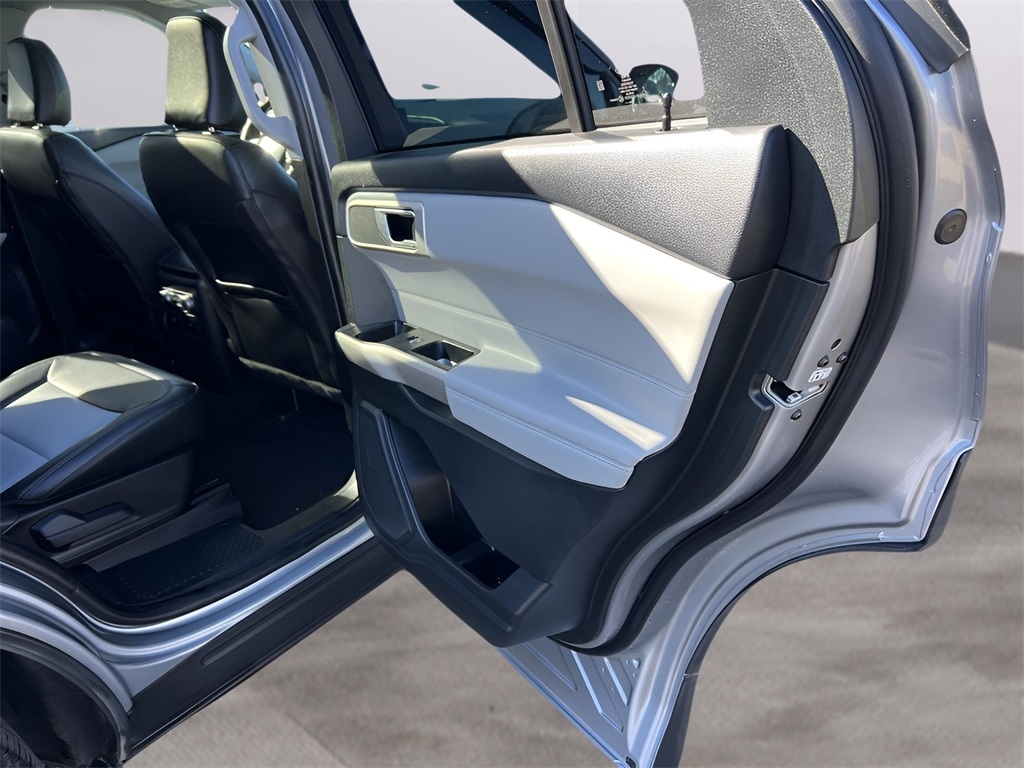 Ford Explorer XLT AWD 2022