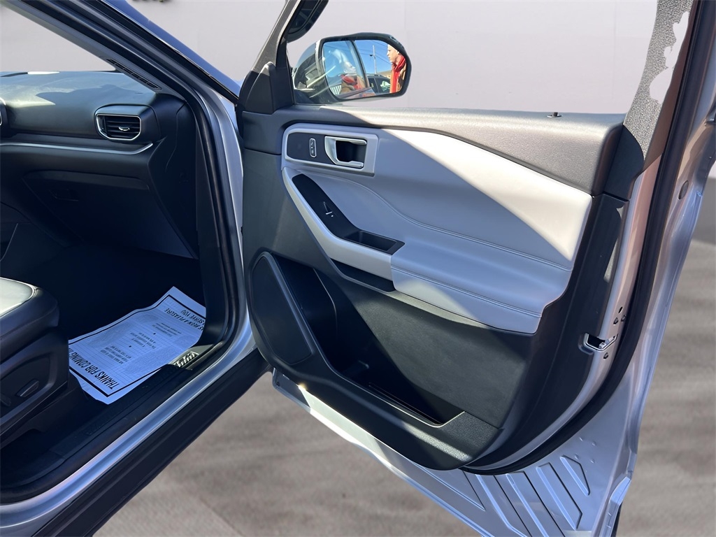 Ford Explorer XLT AWD 2022