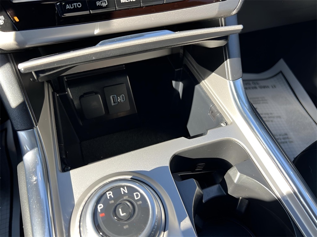 Ford Explorer XLT AWD 2022