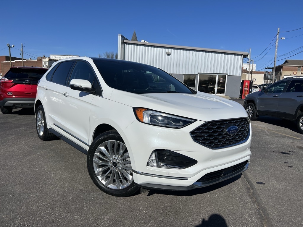 2022 Ford Edge Titanium AWD
