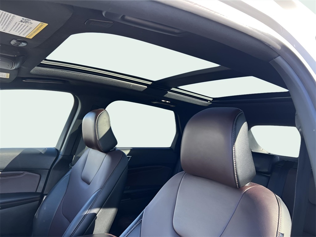 Ford Edge Titanium AWD 2022