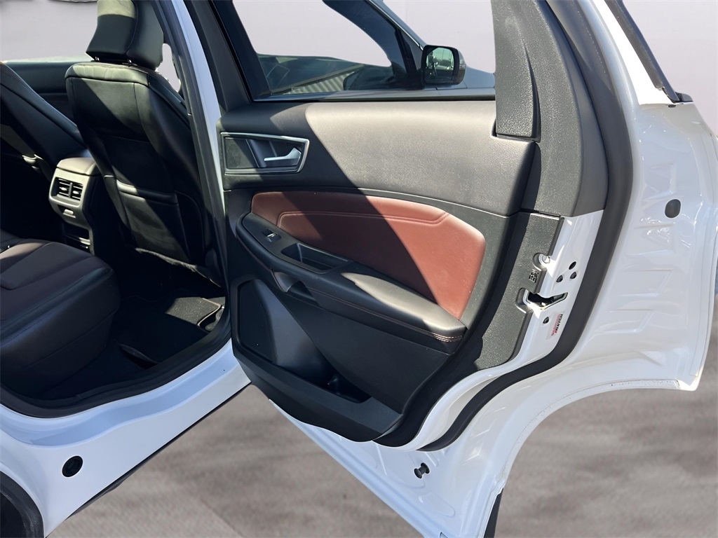 Ford Edge Titanium AWD 2022