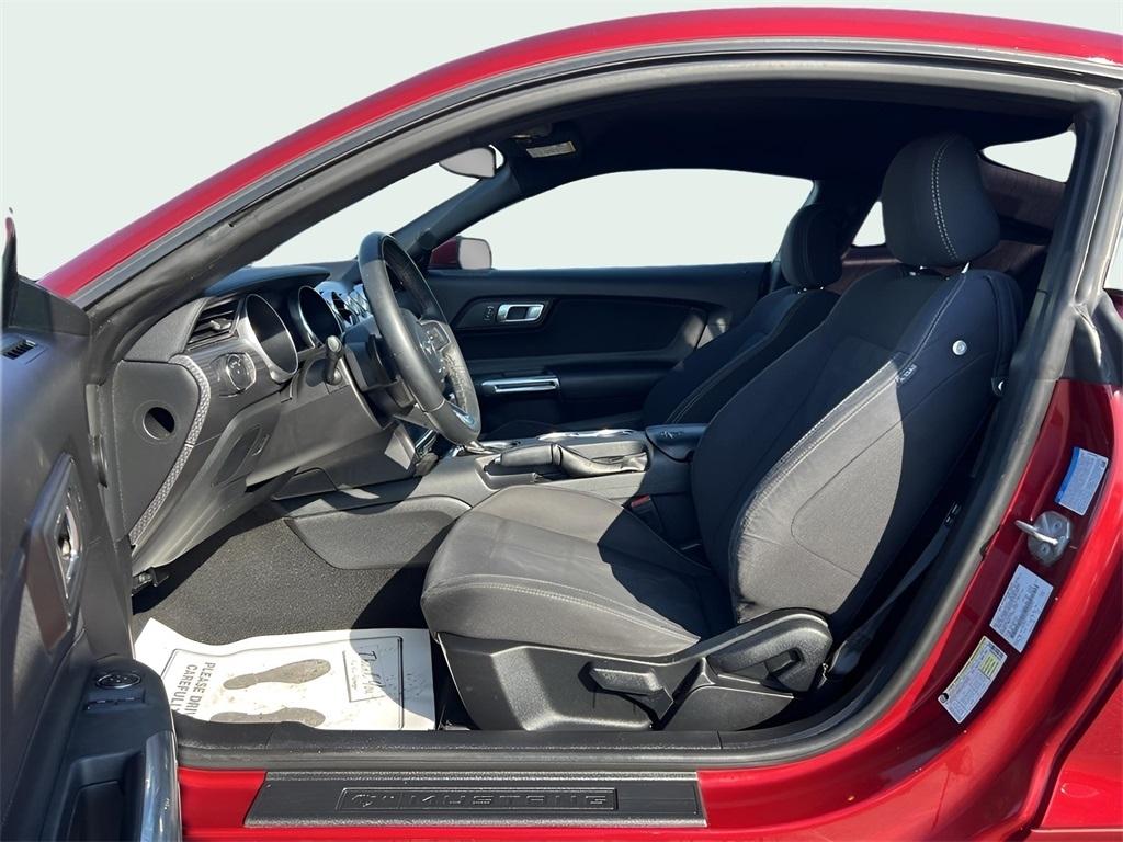 Ford Mustang EcoBoost Coupe 2019