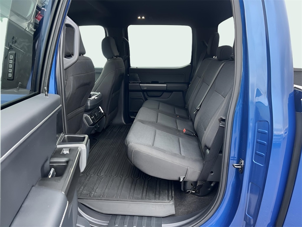 Ford F-150 XLT SuperCrew 5.5-ft. Bed 4WD 2023