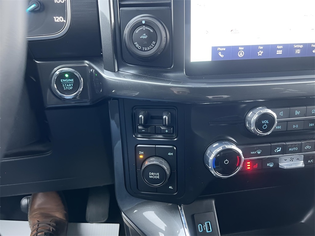 Ford F-150 XLT SuperCrew 5.5-ft. Bed 4WD 2023