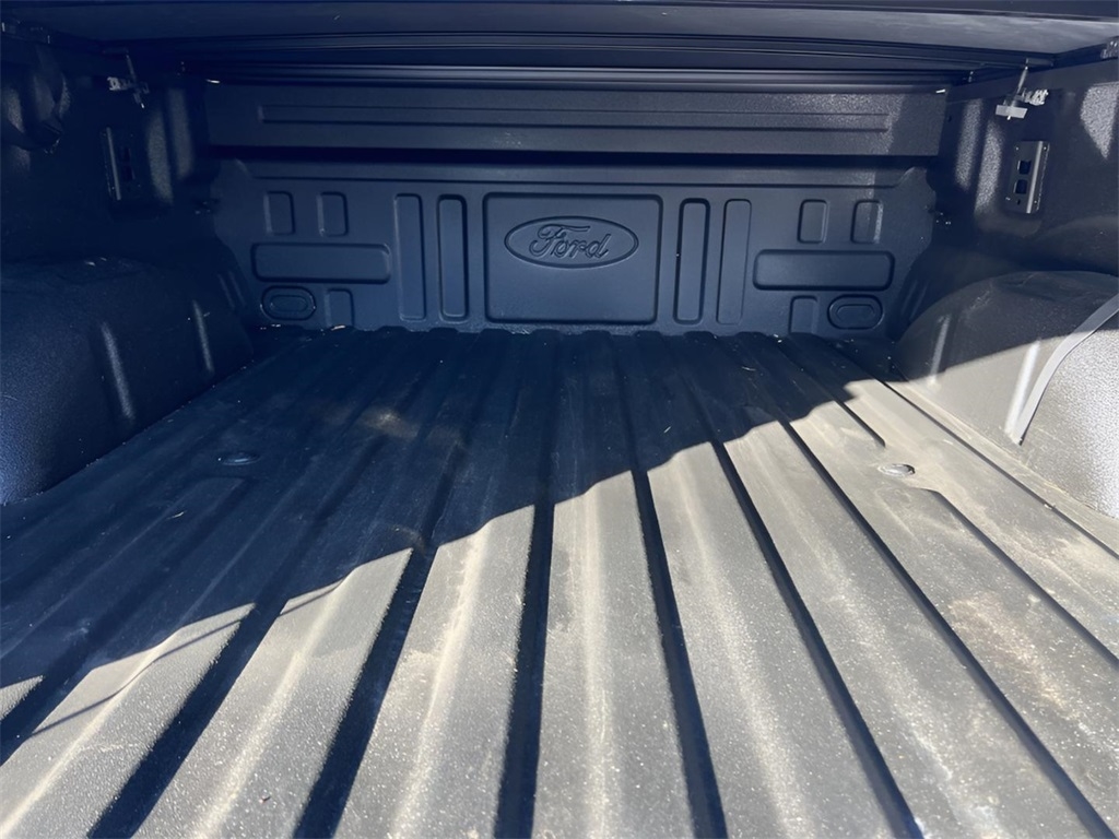 Ford F-150 Lariat SuperCrew 4WD 2025