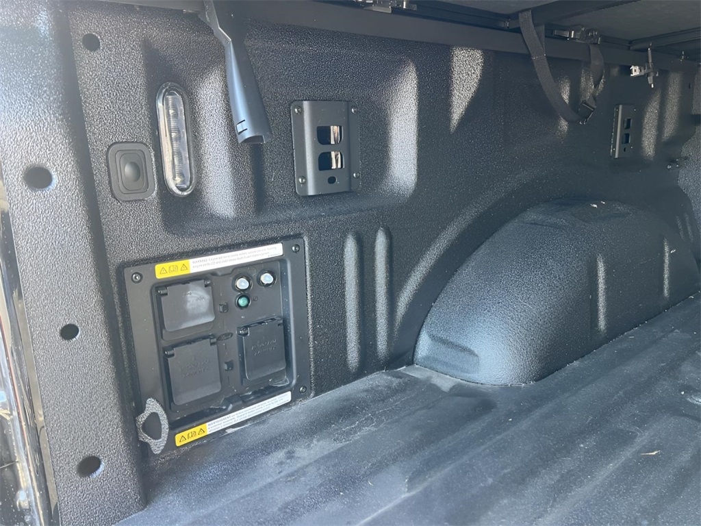 Ford F-150 Lariat SuperCrew 4WD 2025