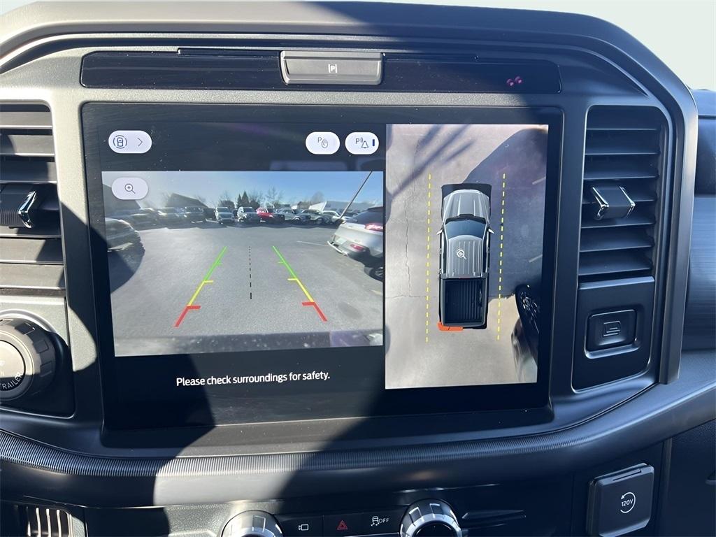 Ford F-150 Lariat SuperCrew 4WD 2025