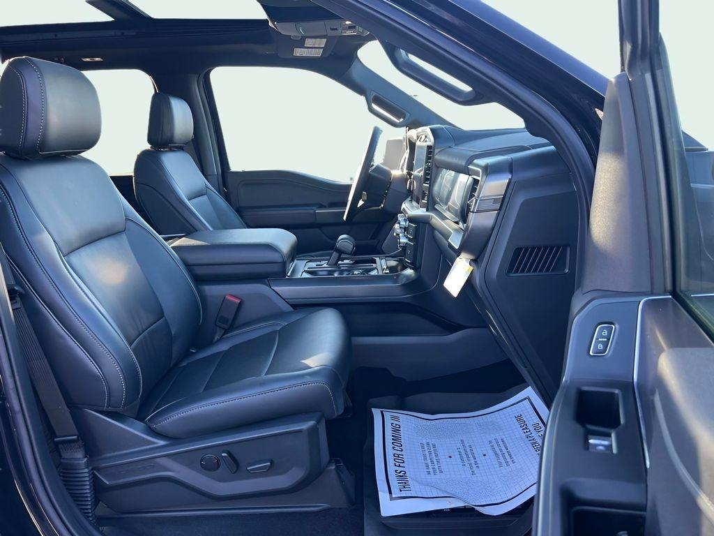 Ford F-150 Lariat SuperCrew 4WD 2025