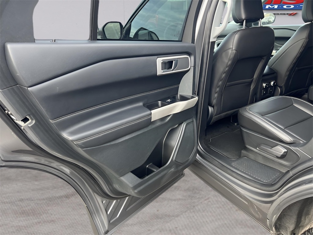 Ford Explorer XLT AWD 2023