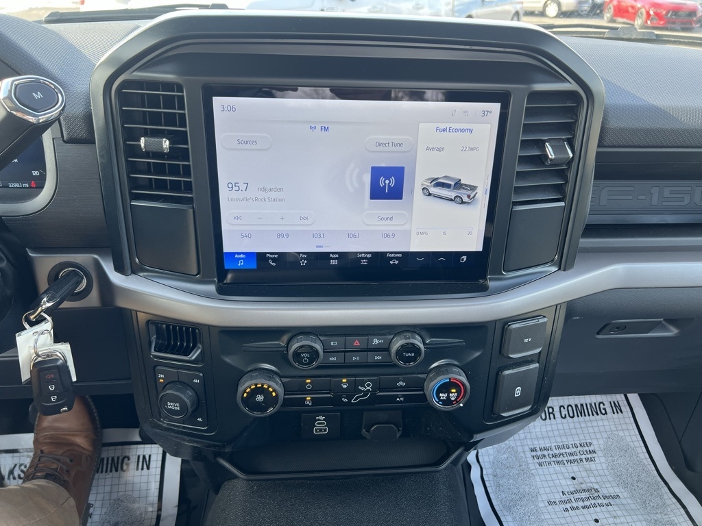 Ford F-150 XL 4WD 2025