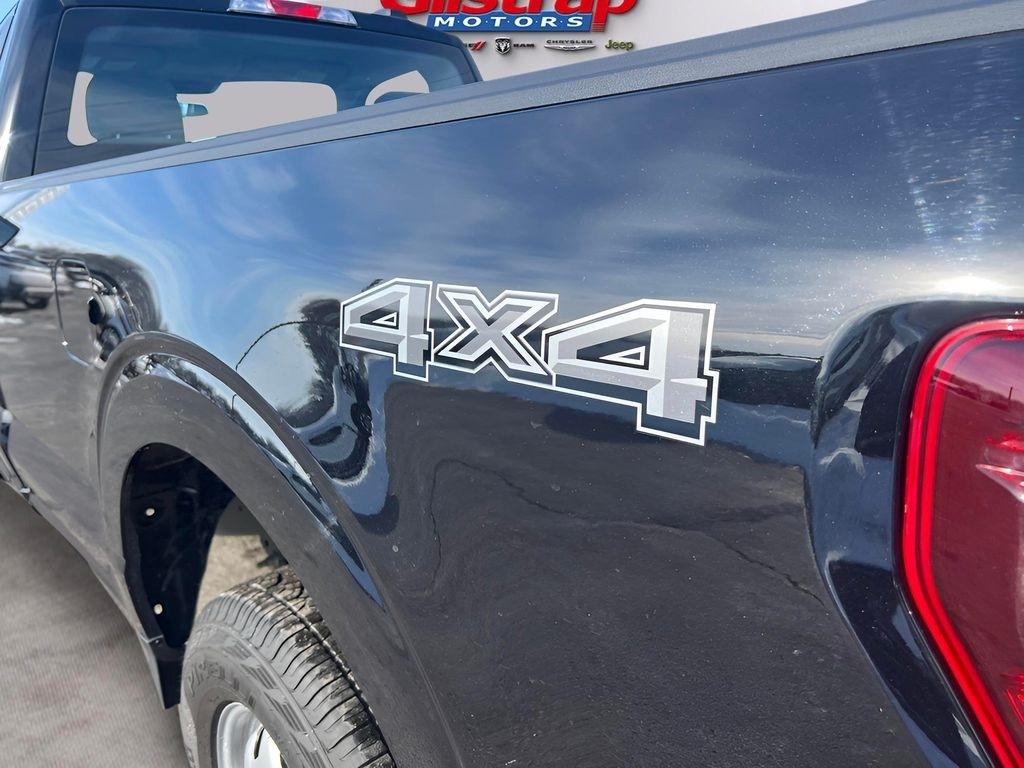 Ford F-150 XL 4WD 2025