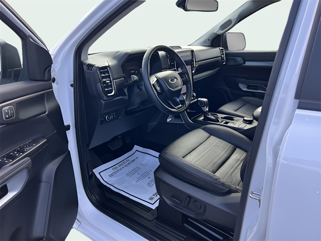 Ford Ranger Lariat SuperCrew 4WD 2025