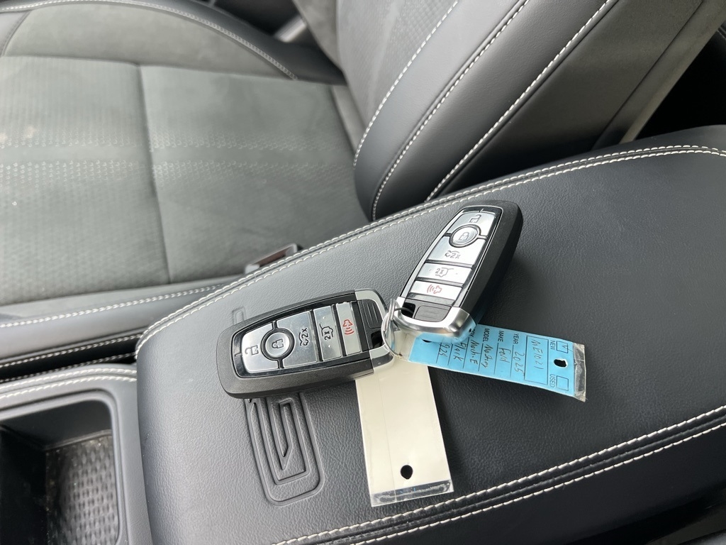 Ford Mustang Mach-E GT 2025