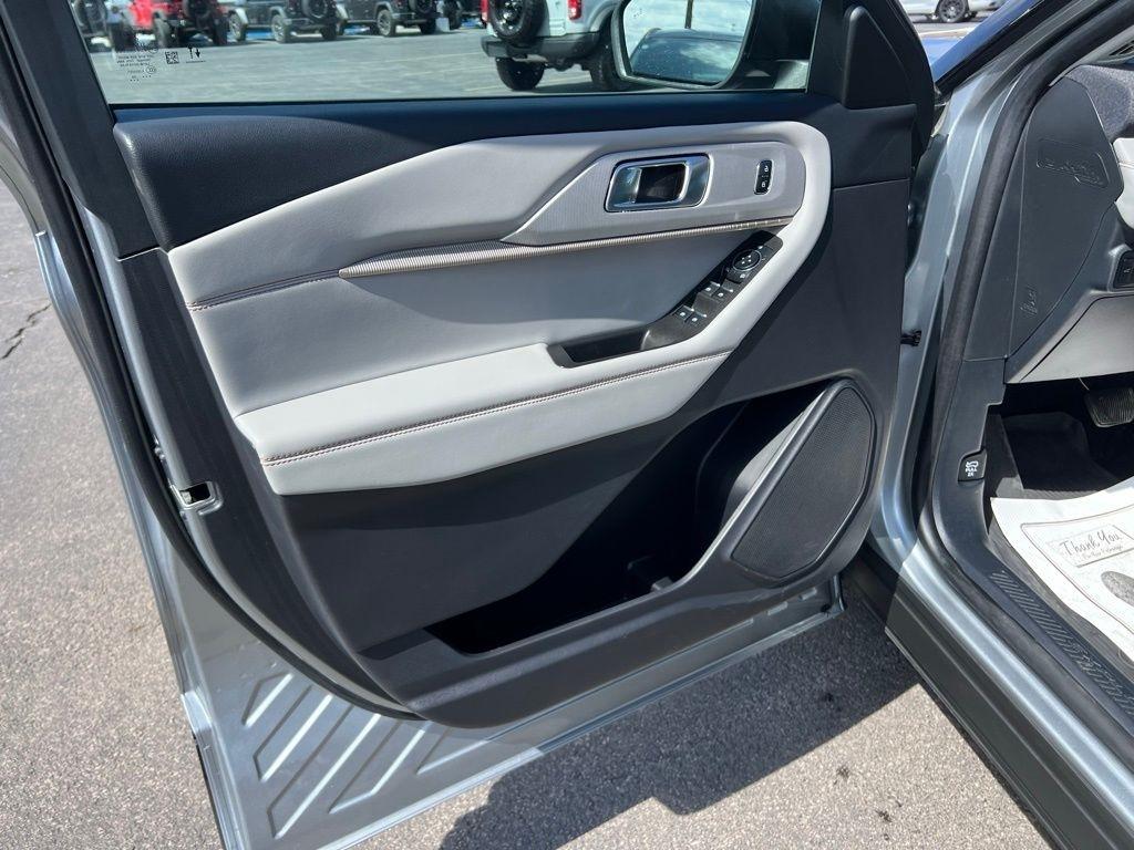 Ford Explorer Active AWD 2025