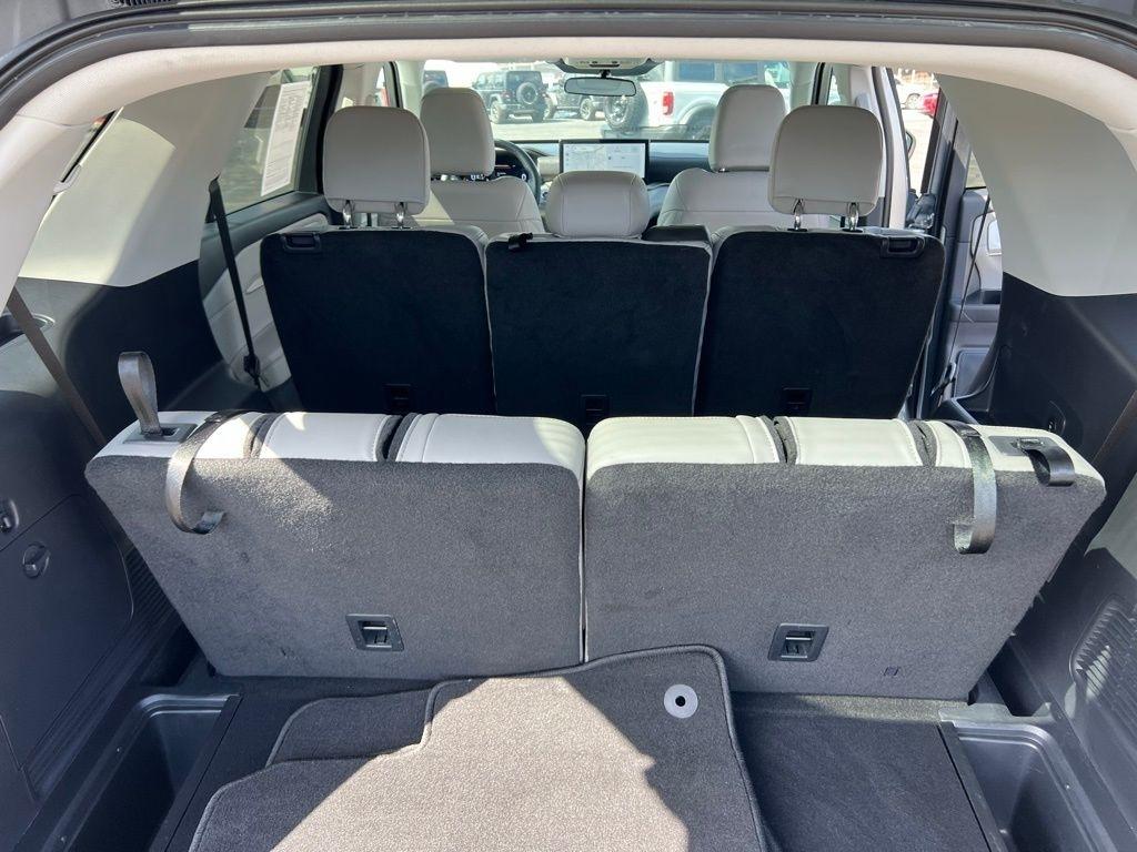 Ford Explorer Active AWD 2025