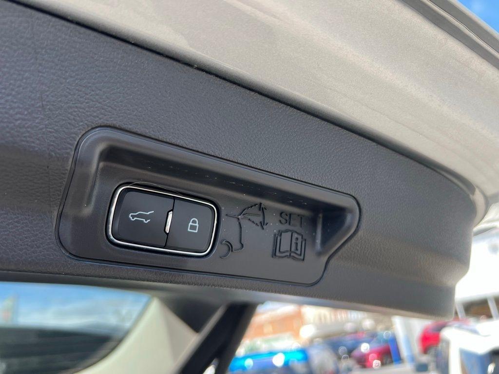 Ford Explorer Active AWD 2025