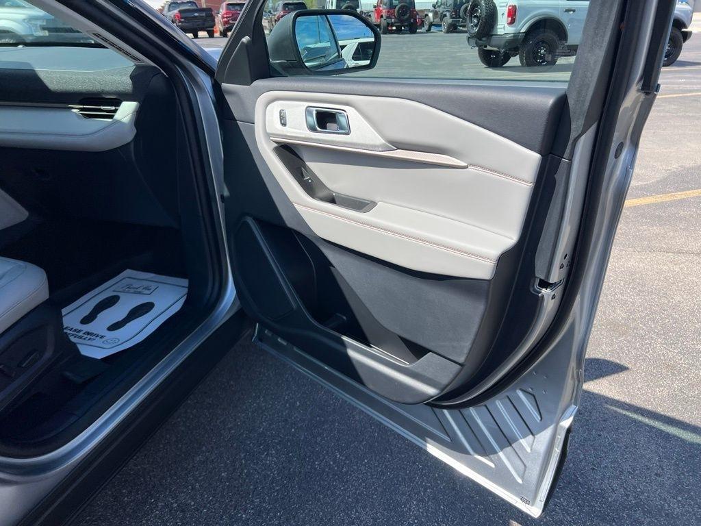 Ford Explorer Active AWD 2025