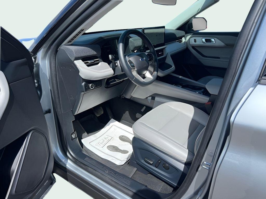 Ford Explorer Active AWD 2025